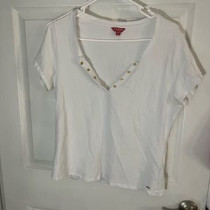 Guess gently used size xl